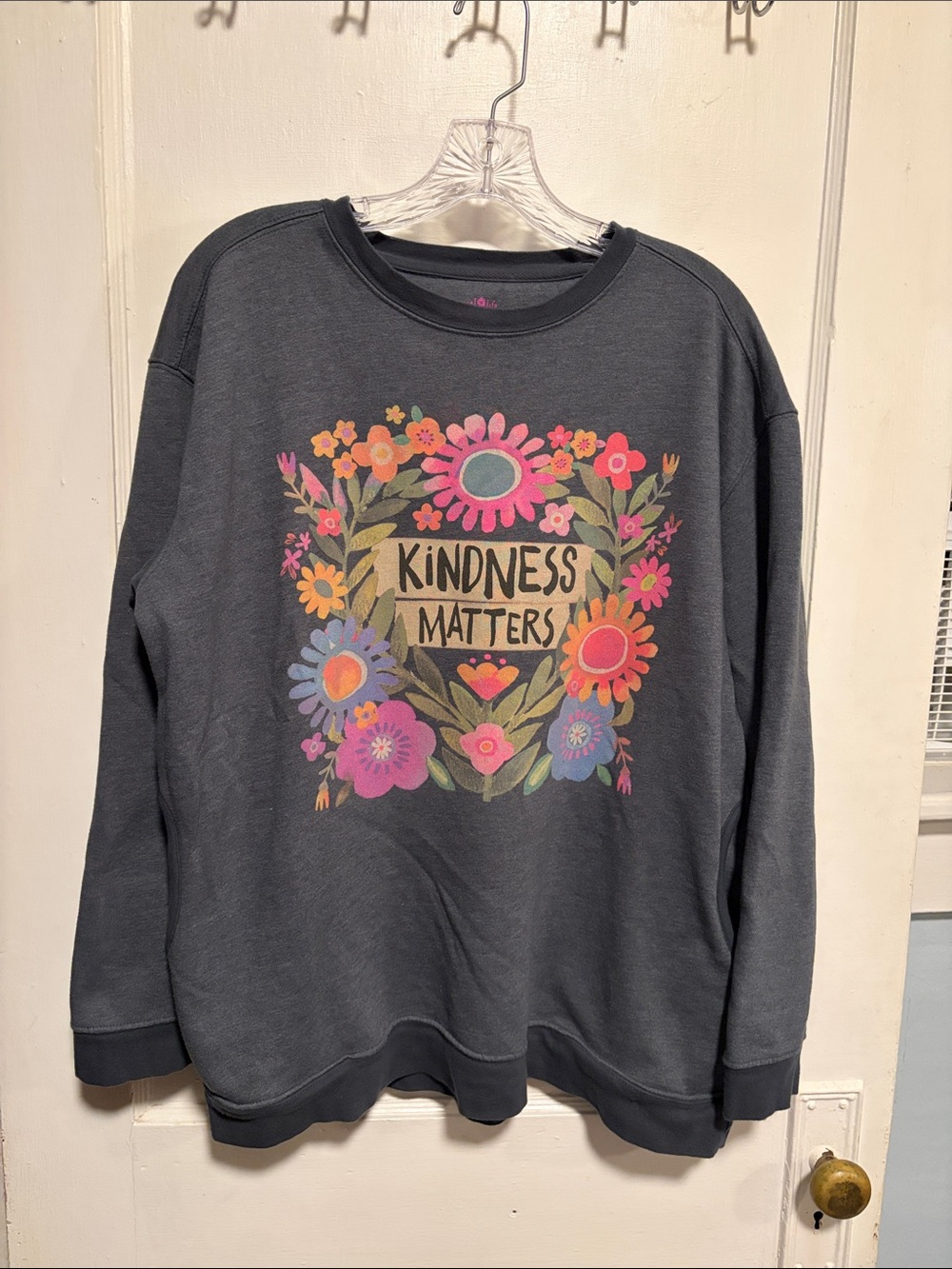 NATURAL LIFE Sz M Charcoal Pocket Sweatshirt Kindness Matters Floral Print